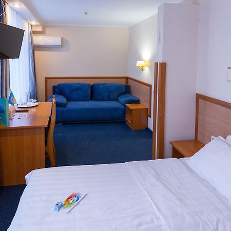 Truskavets 365 Hotel Luaran gambar