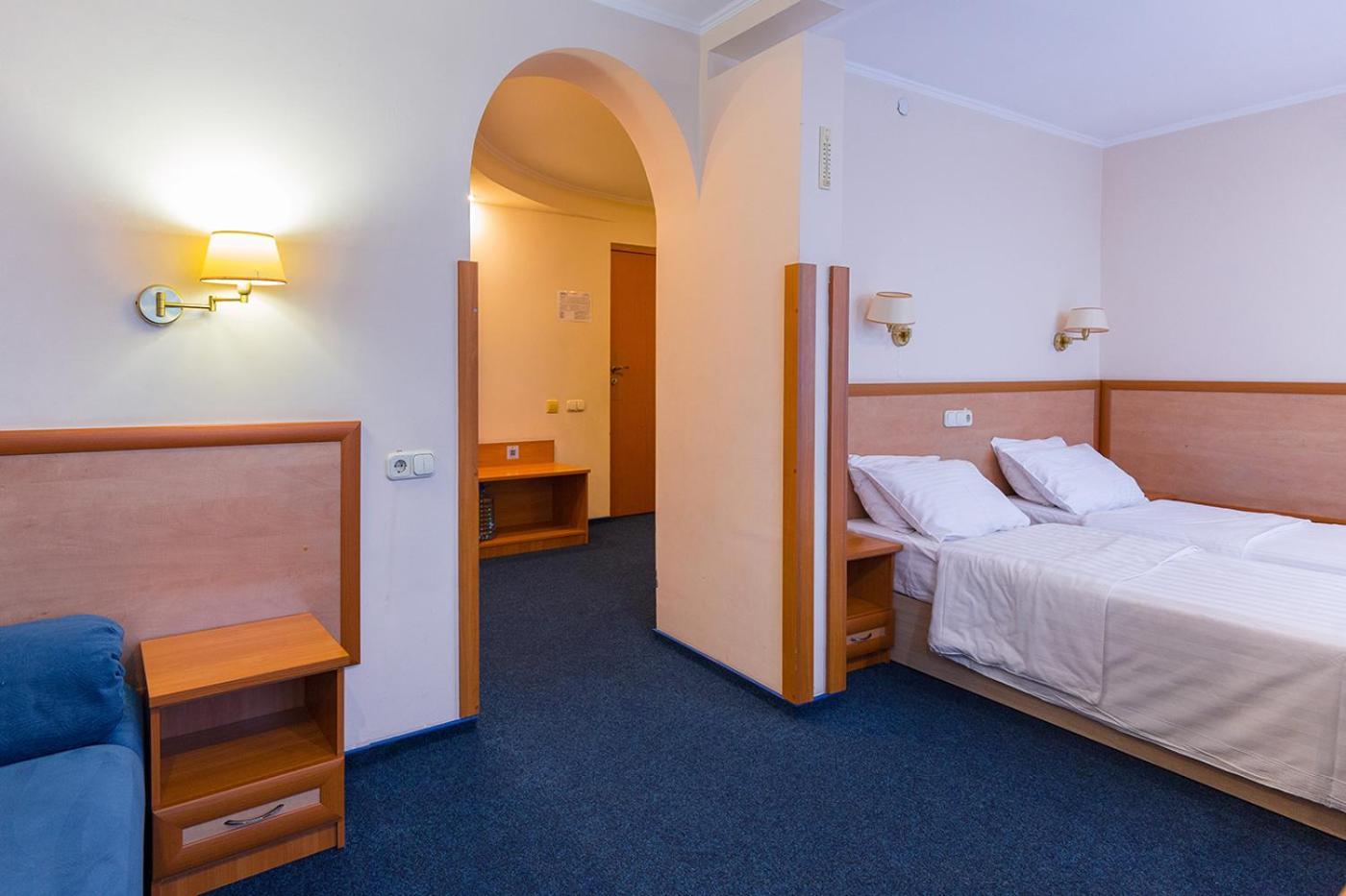 Truskavets 365 Hotel Luaran gambar