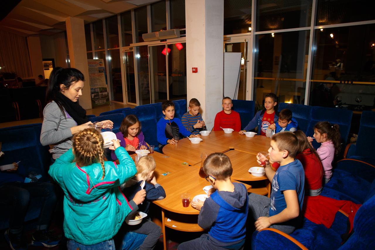 Truskavets 365 Hotel Luaran gambar
